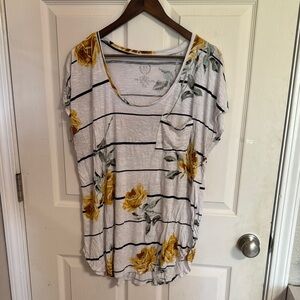 Black and White Relaxed Fit T-Shirt with Ruched Sleeves